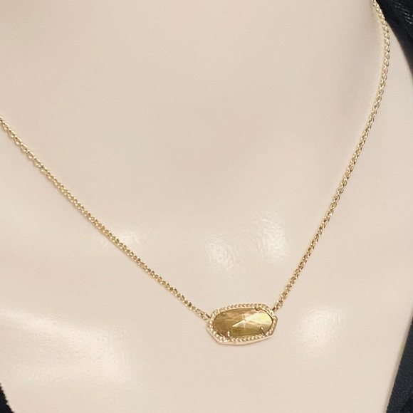 NWOT Kendra Scott Elisa Necklace